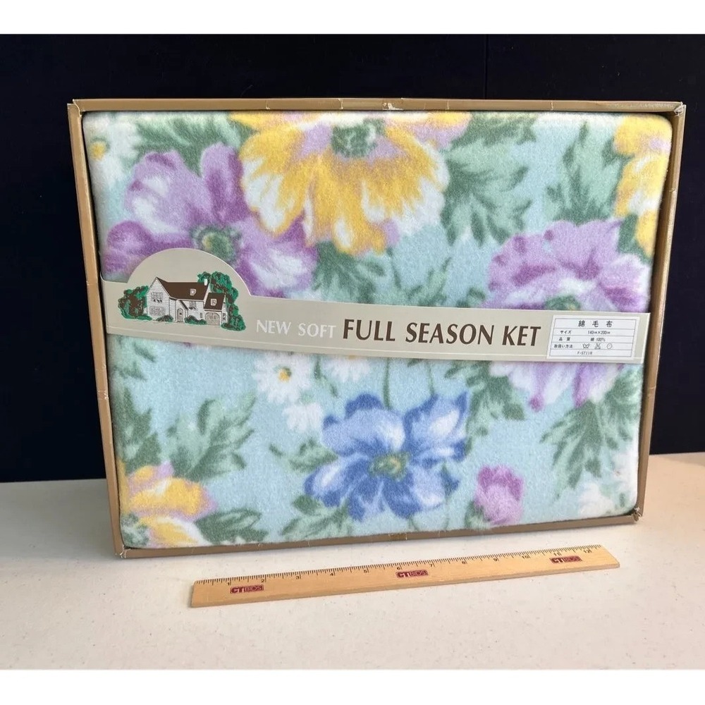 Vintage Floral Blanket 55x78